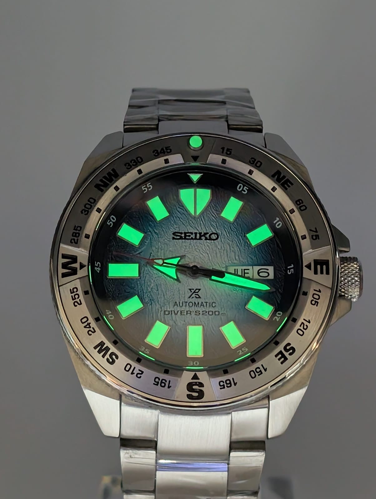 Azure Abyss – Compass Diver Automático