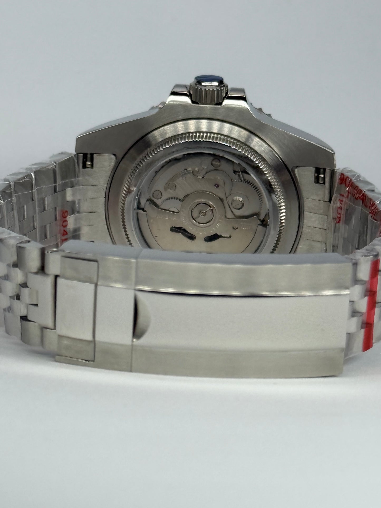 ARAMI MODS | Mod GMT 'Bruce Wayne' NH34 - Bisel 24H, Zafiro y Doble Zona Horaria