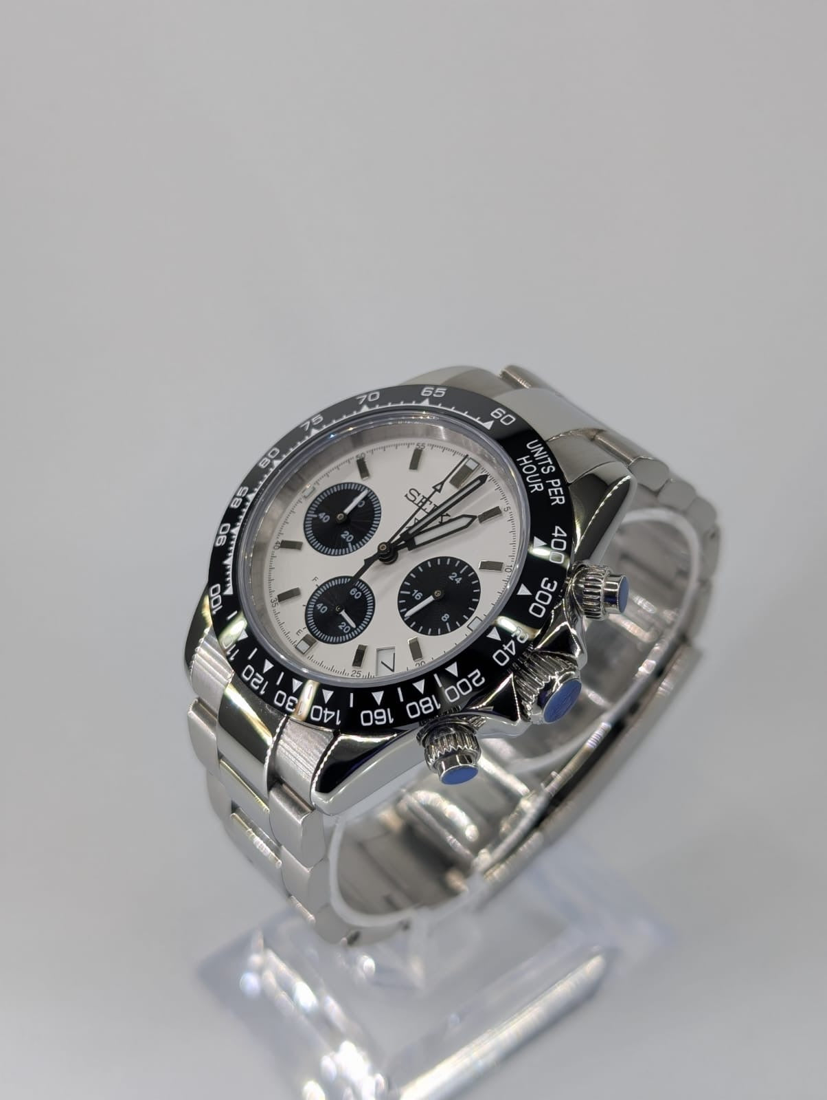 ARAMI MODS | Cronógrafo "Panda Racer" VK63 - Zafiro, Estilo Carreras y Meca-Cuarzo