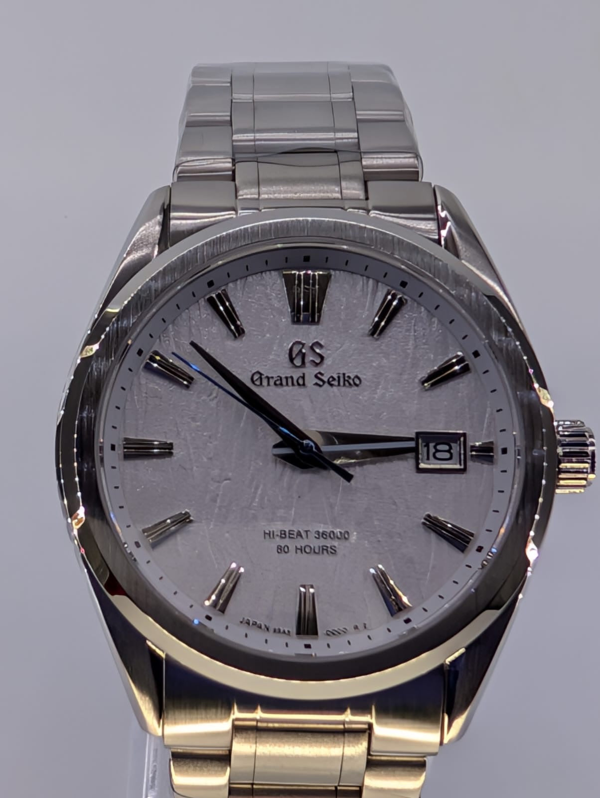 ARAMI MODS | Mod Grand Seiko 'Arctic Elegance' NH35 - Dial Texturizado, Zafiro y Acabado Pulido