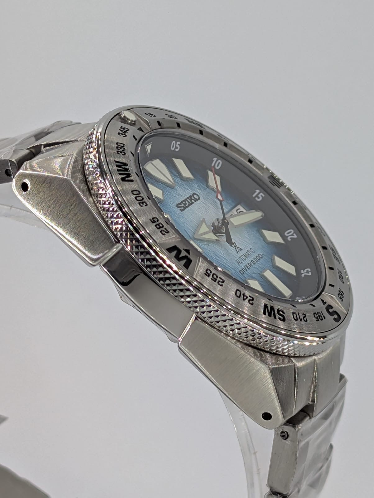 ARAMI MODS | Mod Samurai 'Silver Sea' NH35 - Elegancia, Zafiro y 200M