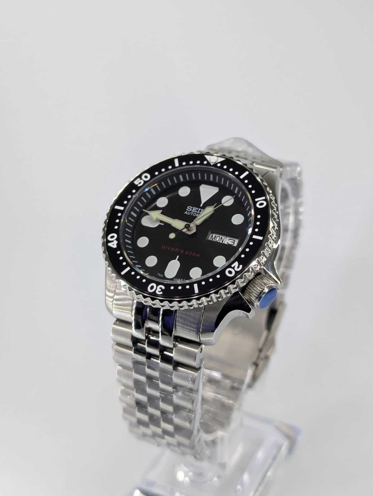 ARAMI MODS | Mod Diver SKX Clásico NH36 - Bisel Scalloped, Zafiro y 200M