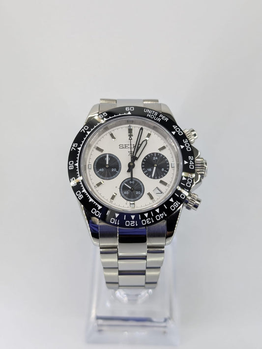 ARAMI MODS | Cronógrafo "Panda Racer" VK63 - Zafiro, Estilo Carreras y Meca-Cuarzo