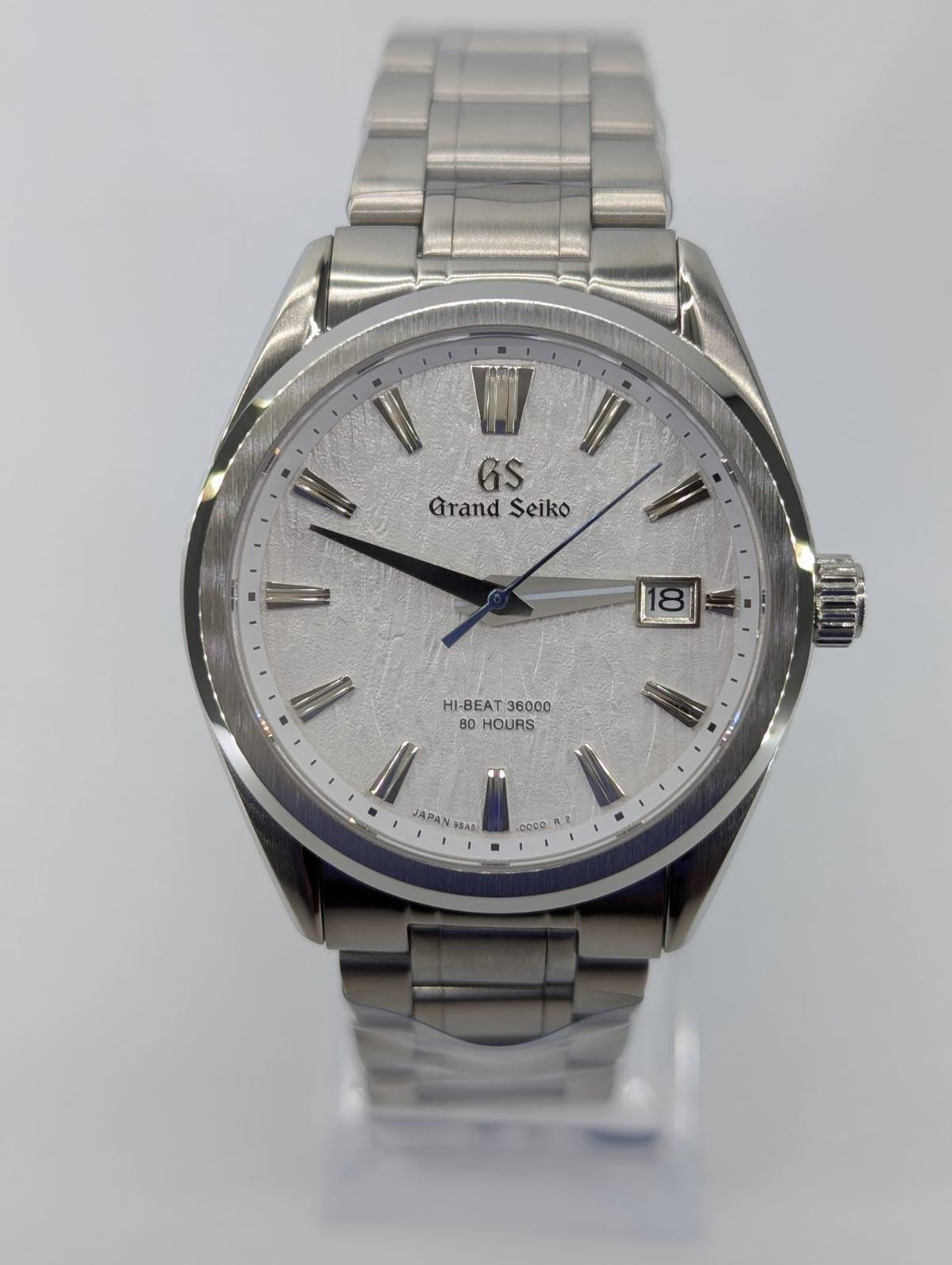 ARAMI MODS | Mod Grand Seiko 'Arctic Elegance' NH35 - Dial Texturizado, Zafiro y Acabado Pulido