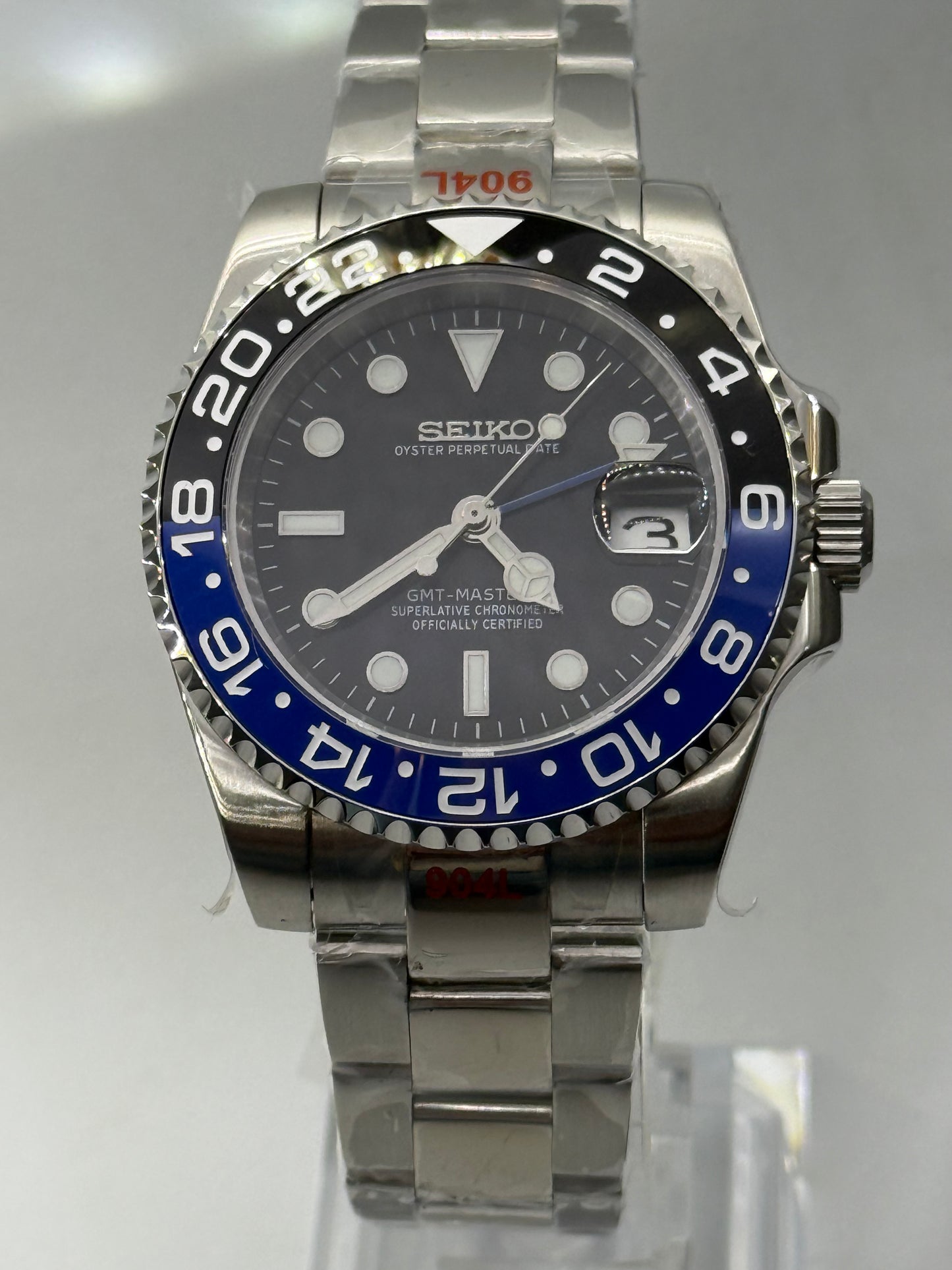 ARAMI MODS | Mod GMT "Batman" NH34 - Bisel Cerámico Azul/Negro, Cristal de Zafiro y Acero 904L