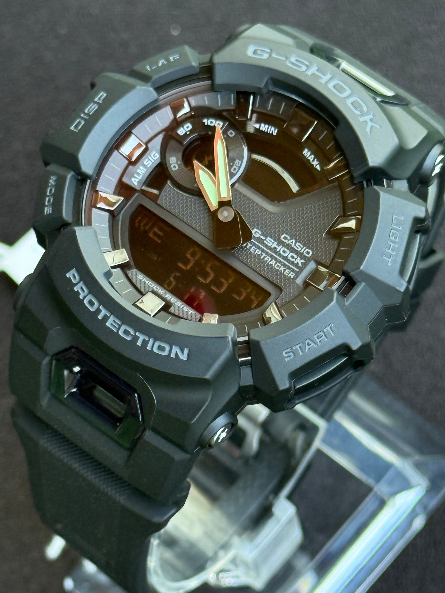 Casio G-SHOCK G-SQUAD GBA-900-1AER · Bluetooth